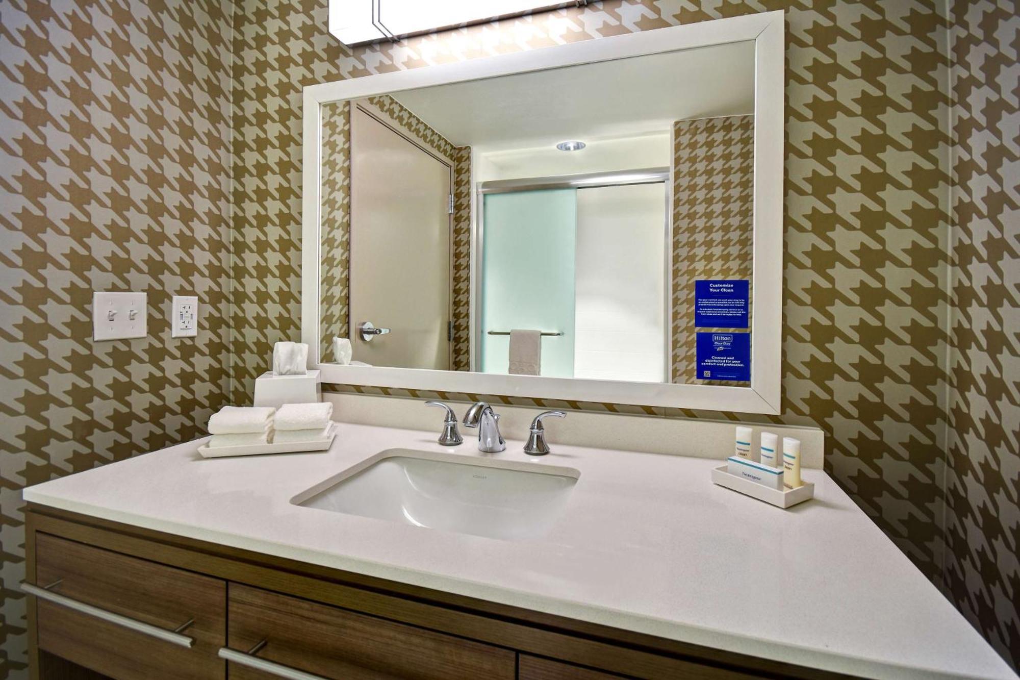 Home2 Suites Wichita Downtown Delano, Ks Экстерьер фото